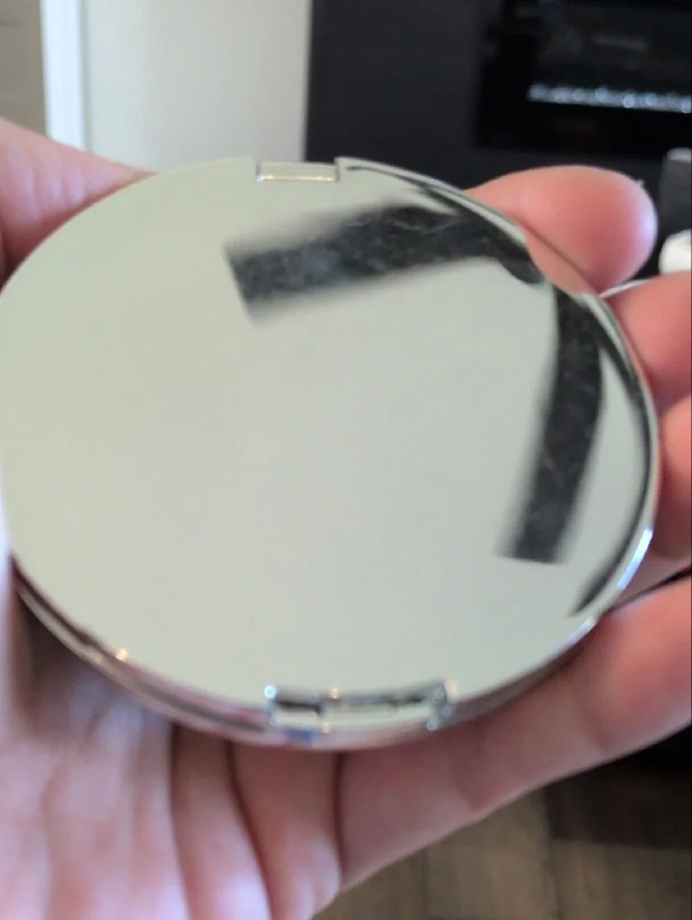 Rodan + Fields Glittery Silver Compact Phone Grip